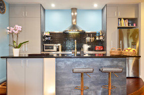 Retro kitchen with feature island