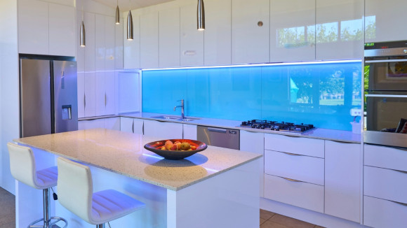 modern kitchen splashback